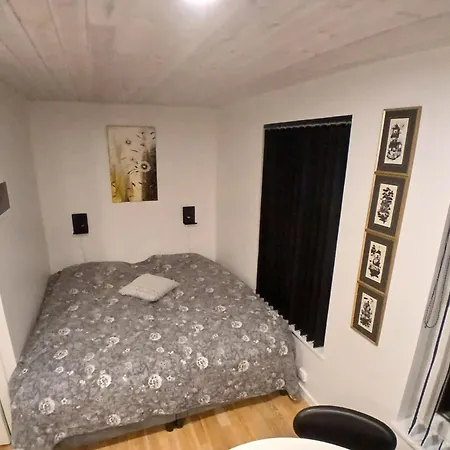 Small Cozy Near The Skjern River דירה *